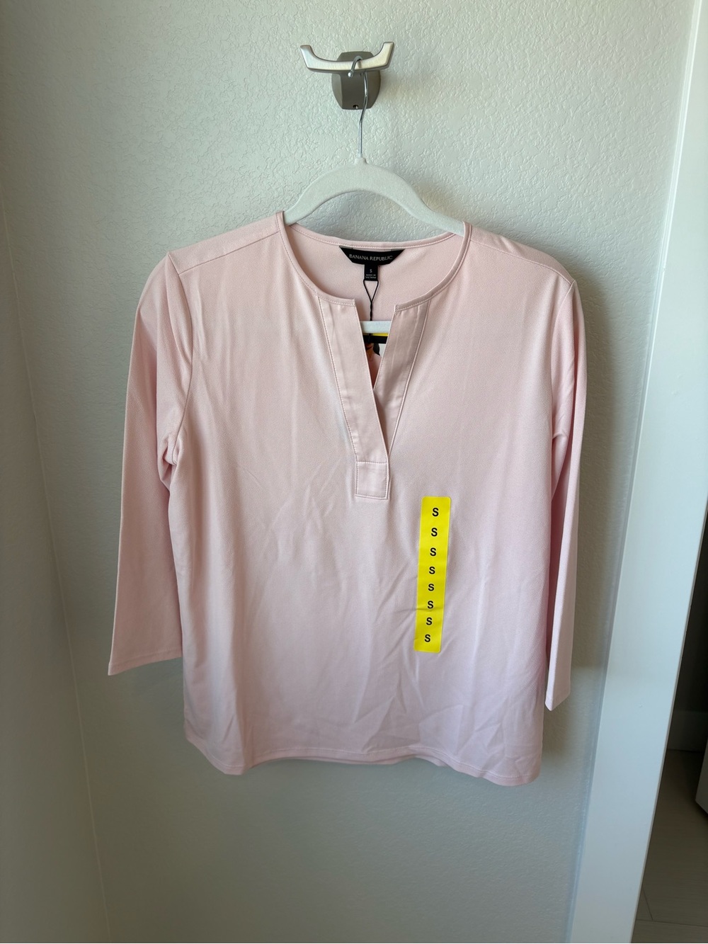 Banana Republic Light Pink Split-Neck Blouse